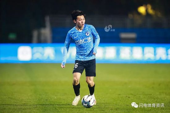 为我加油的男生